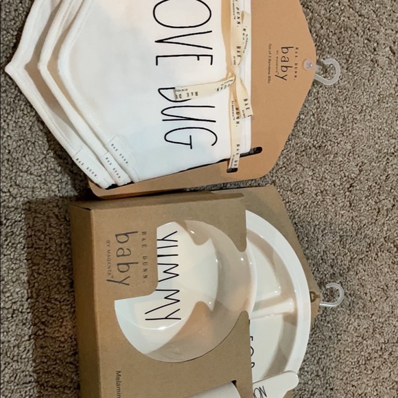 Rae Dunn baby plate and bib set